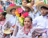 Con el Desfile de Piloneras Infantil y Juvenil, se ratificó la bella tradición vallenata