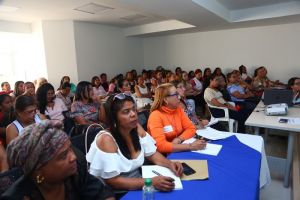 Las mujeres de Barranquilla hacen su aporte al Plan de Desarrollo