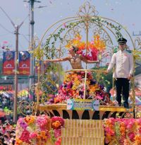 Batalla de Flores homenaje a las fiestas de Colombia y el mundo