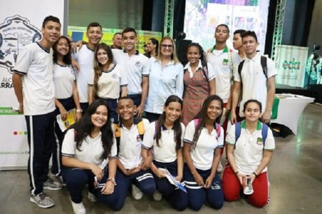 Educación pública de Barranquilla continúa cerrando brechas apuntando a la excelencia