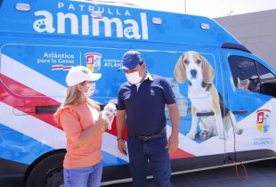 Gobernadora del Atlántico participó en nueva jornada de bienestar animal en Puerto Colombia