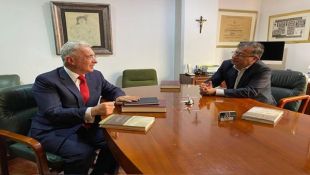 Gustavo Petro califica de respetuoso diálogo con Uribe Vélez