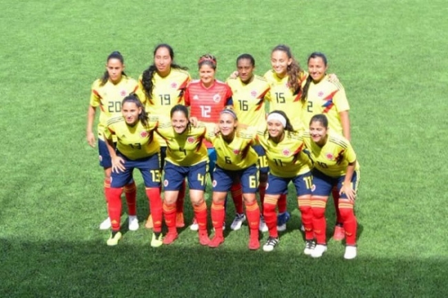 Costa Rica venció a Colombia en el fútbol femenino