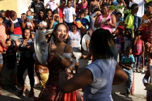 Preámbulo carnavalero anticipó la fiesta en barrios de Barranquilla