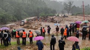 Lluvias monzónicas se saldan con 200 muertes en India y Nepal