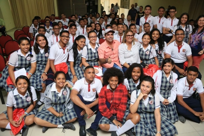 Barranquilla, 4 puntos por encima de la media nacional en educación