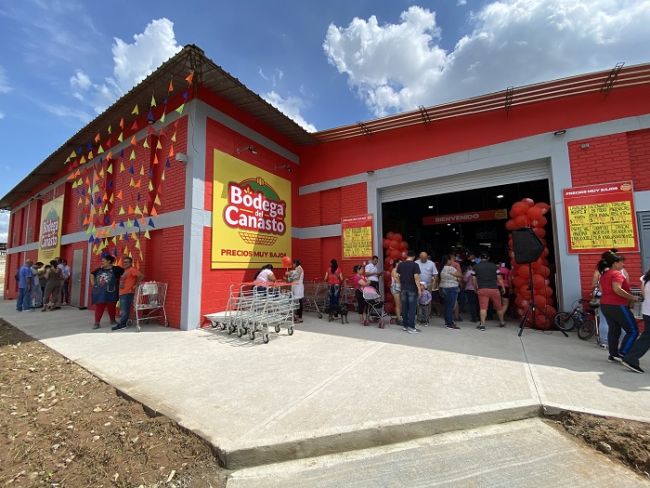 Apertura de nueva tienda de Bodega del Canasto en Barranquillita