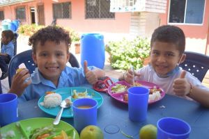 Expertos debaten en Barranquilla el presente y futuro de la alimentación escolar