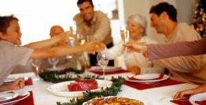 Tenga cuidado con la cena de navidad: evite intoxicaciones y contagios