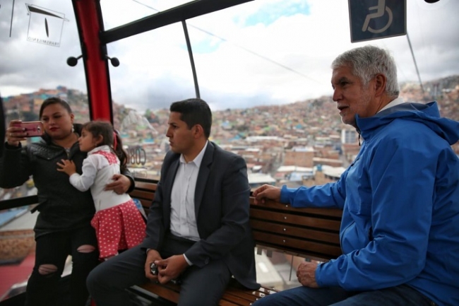 Alcaldía Peñalosa entrega a habitantes de Ciudad Bolívar su TransMiCable