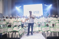 Alcalde Char entregó $1.500 millones a 64 deportistas del Team Barranquilla 2018