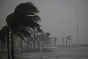 Distrito recomienda tomar medidas preventivas ante temporada de huracanes