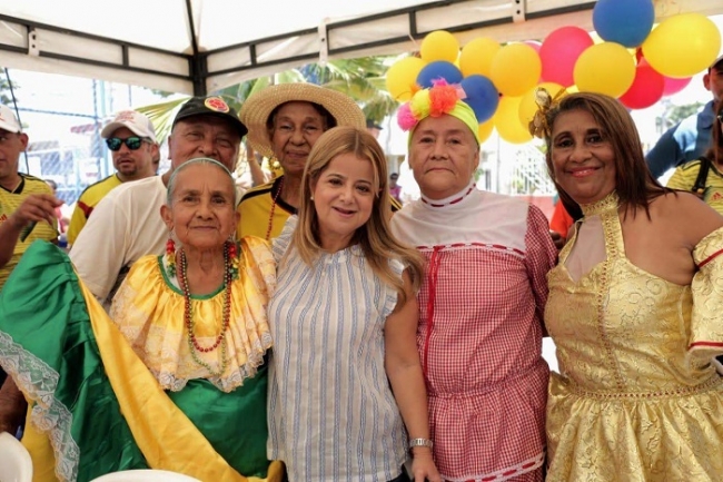 Elsa Noguera celebró el día de la Independencia en la Ciudadela 20 de Julio