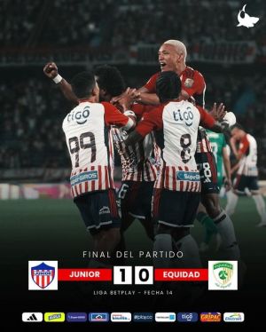 Celebración del gol, marcado por Didier Moreno