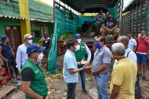 Alcalde Pumarejo pide a comerciantes de Barranquillita acatar medidas sanitarias