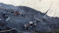 Rescatistas indios recuperan 62 cuerpos tras colapso de glaciar